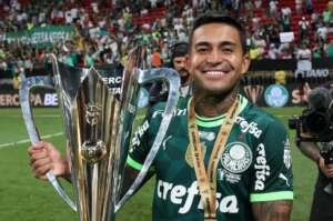 Leila Pereira 'expulsa' Dudu ao vivo: 'Ciclo chegou ao fim no Palmeiras'