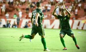 Náutico 0 x 1 Floresta - Lobo deixa o Z4 e carimba estreia de Pivetti no Timbu