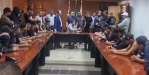 Vaza vídeo de reunião entre Augusto Melo e organizada do Corinthians: 'Proposta de milhões'