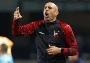 Auxiliar valoriza 2º tempo do Ituano contra o Coritiba e pede vitória em casa