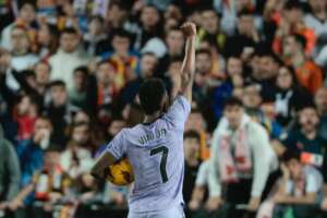 Vini Jr. celebra prisão de torcedores racistas do Valencia: 'Condenação por todos os pretos'