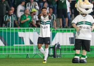 Coritiba 1 x 0 América-MG - Com gol de promessa, Coxa cola no G-4 da Série B