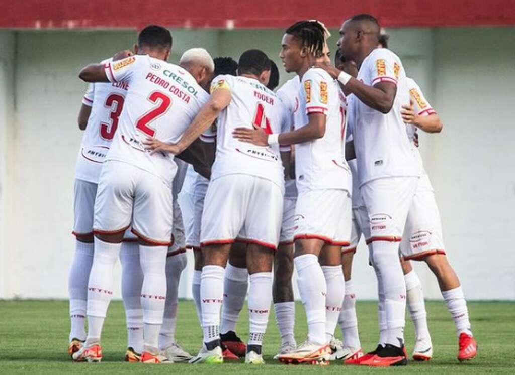 Tombense x Floresta – Carcará tenta voltar ao G8 contra Verdão embalado