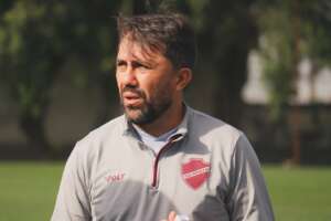 Vila Nova tenta vencer 1ª fora na Série B para continuar no G-4