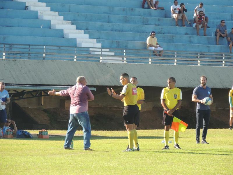 Série D: Capital-TO demite técnico após goleada sofrida diante do Brasiliense