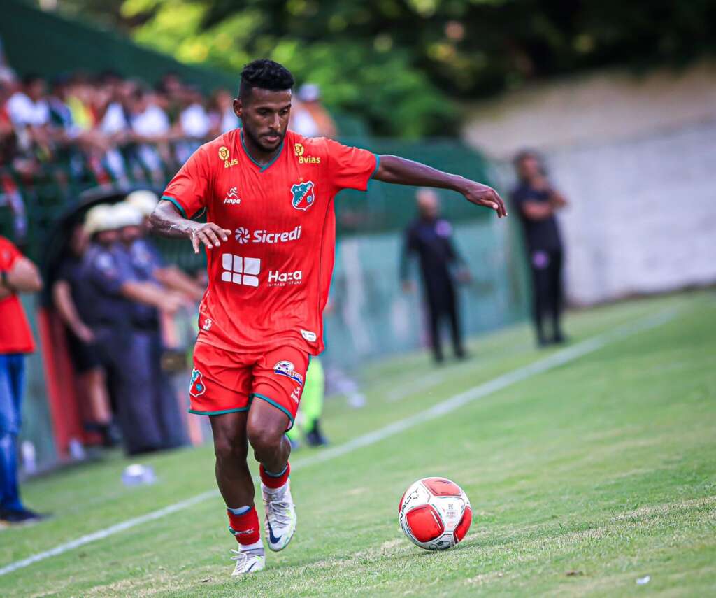 Série D: Volante do Manauara valoriza sexta vitória seguida na competição, mas pede pés no chão