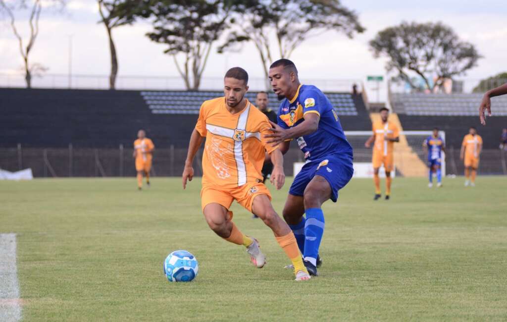 Brasiliense-DF 1 x 0 Iporá-GO- Jacaré vence mais uma e se distancia na liderança