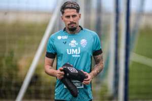 Irmão de MC é anunciado no CSA depois de rescindir com o São José-SP. VEJA QUEM É