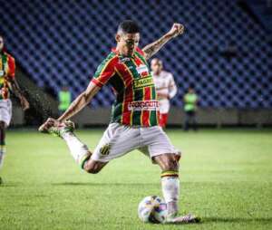 Série D: River-PI confirma contratação do atacante Edrean