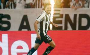 Botafogo 2 x 1 Red Bull Bragantino - Fogão vence de virada e chega aos 23 pontos