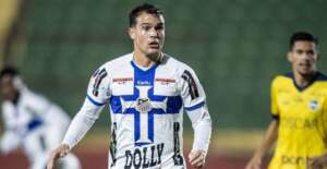 Série D: Lateral do Água Santa comemora cinco anos de carreira