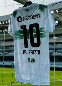 Coritiba e Zé Delivery ampliam parceria e marca vai passar a estampar o uniforme do clube