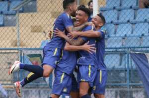 São Caetano 4 x 1 União Suzano - Azulão domina o Javali, goleia e se isola na liderança