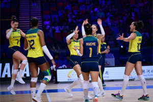 Brasil rola elenco contra Tailândia e novatas brilham na 8ª vitória na Liga das Nações de Vôlei