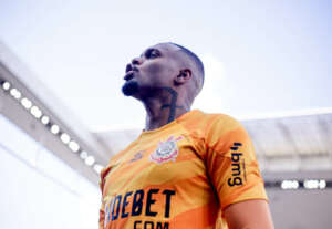 Rescisão com a Vai de Bet, saída de Carlos Miguel e salários atrasados agitam o Corinthians