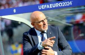 Técnico da Espanha afasta favoritismo e mira confronto com a Itália