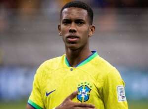 Estevão reforça Palmeiras após passagem na seleção sub-20