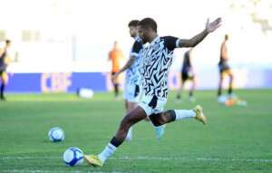 Artilheiro quebra o braço e desfalca a Ponte Preta