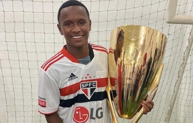 Copa Paulista: São-Carlense contrata jogador campeão com o São Paulo e outros dois