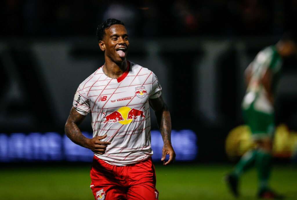 BRASILEIRÃO: Red Bull Bragantino vence na raça e Fluminense entra na zona de rebaixamento