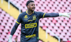 Presidente do Sampaio Corrêa confirma saída de ex-goleiro do Corinthians