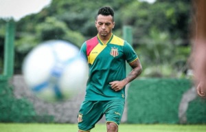 Série C: Sampaio Corrêa-MA rescinde com volante que não joga há um mês