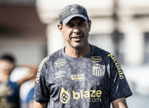 Santos treina em Londrina e Carille começa a definir substituto para JP Chermont