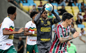 Ex-Corinthians e Flamengo, goleiro Felipe vai jogar em time da Liga dos Campeões