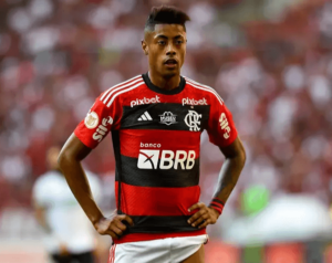 Bruno Henrique sofre trauma no pé esquerdo durante treino e vira o 8º desfalque do Flamengo