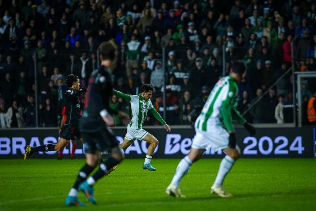 Juventude amplia tabu contra Flamengo e provoca: ‘Ficaram no cheirinho de novo’