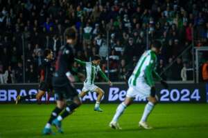 Juventude amplia tabu contra Flamengo e provoca: 'Ficaram no cheirinho de novo'