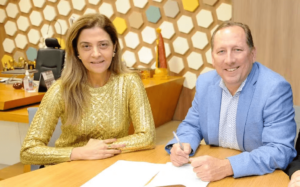 Após Leila depor na CPI, John Textor cita manipulação do VAR em Botafogo x Palmeiras