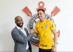Corinthians renova com jovem goleiro e multa ultrapassa meio bilhão. VEJA!