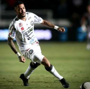 Lei do ex? Operário-PR pode ter cinco jogadores com passagem pelo Guarani