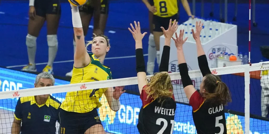 Seleção feminina de vôlei derrota Alemanha e continua invicta na Liga das Nações