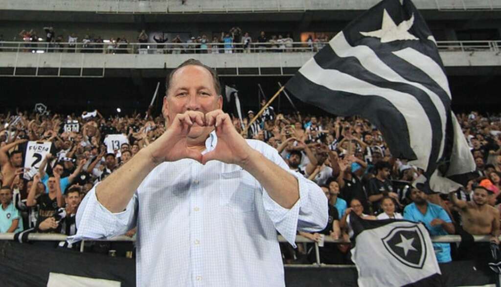 Textor se compromete a bancar para o Brasileirão a melhor tecnologia para o VAR