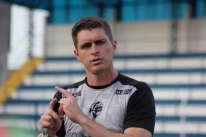 Série C: Caxias aposta em ex-auxiliar de Corinthians e Inter como treinador