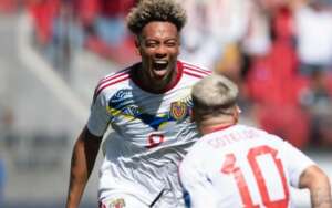 COPA AMÉRICA: Venezuela e México travam briga direta pela liderança do Grupo B