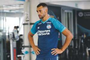 Ex-Palmeiras volta de empréstimo e reforça o Bahia