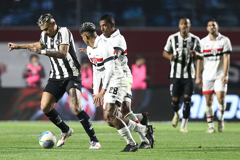 São Paulo 2 x 2 Botafogo