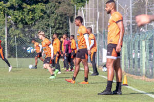 Figueirense tem duas baixas e muitos pendurados para tentar voltar ao G8 da Série C