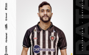 Série C: Botafogo-PB acerta a contratação de centroavante ex-Flamengo e Palmeiras