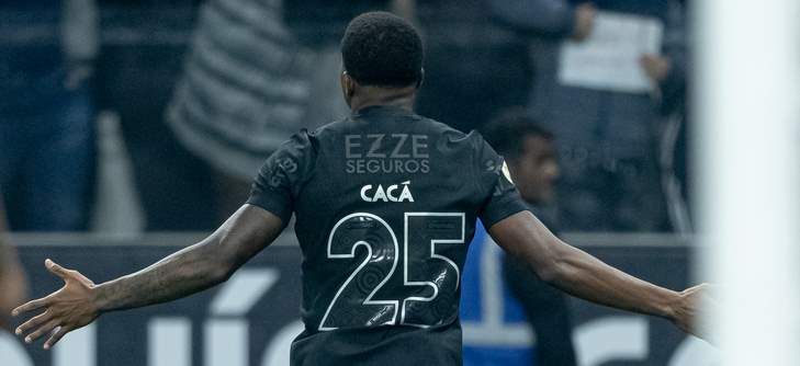 Cacá faz gol, xinga imprensa e se recusa a atender torcedor do Corinthians