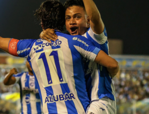 Paysandu 2 x 1 Ceará - Cazares marca em noite de golaços e tabu na Curuzu