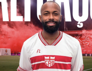 Após rescindir com Guarani, Chay é anunciado por rival da Série B