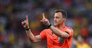 Uefa é questionada ao escalar juiz que cumpriu gancho por manipulação resultado em semi da Euro