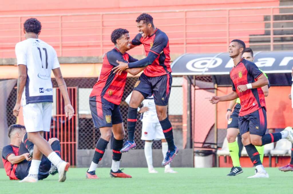 SEGUNDONA: Flamengo, Colorado Caieiras e Paulista carimbam vaga antecipada à próxima fase
