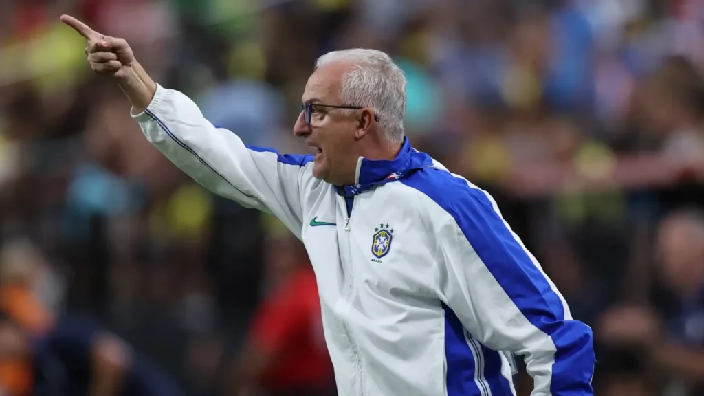 Copa América: Dorival promete escalação forte diante da Colômbia valendo liderança: 'Nada de poupar' 2 Dorival Júnior