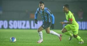 Pepê lamenta 'resultado horrível' do Grêmio: 'Sofremos um apagão'