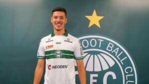 Sem espaço na Série B, Coritiba empresta jovem zagueiro para Ucrânia